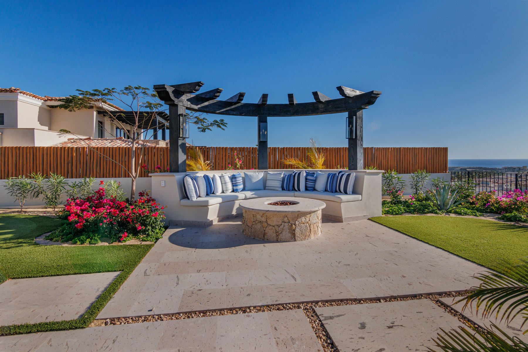 Diamante Cardonal 27 | Photo 66