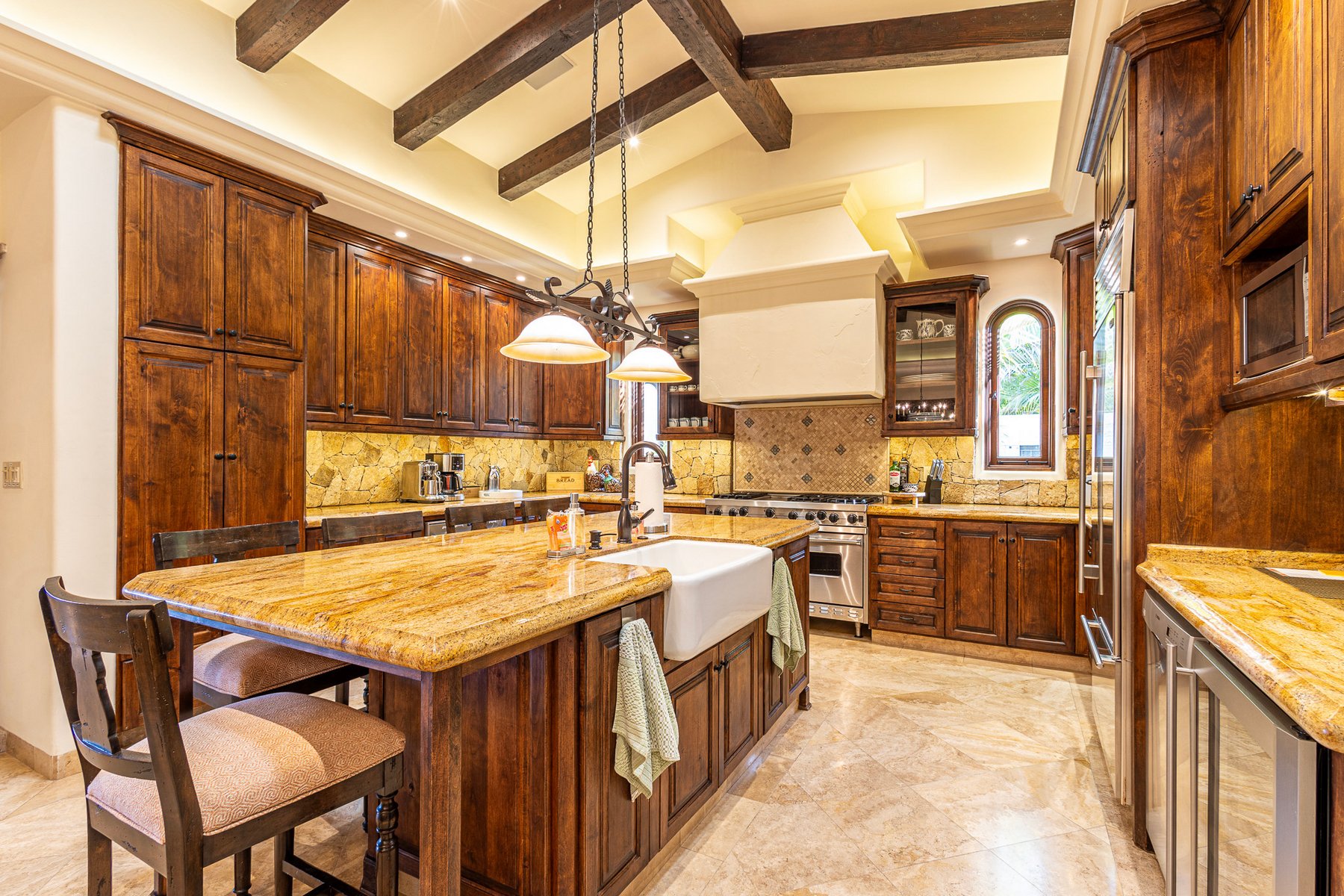 Casa Lomboy | Photo 12