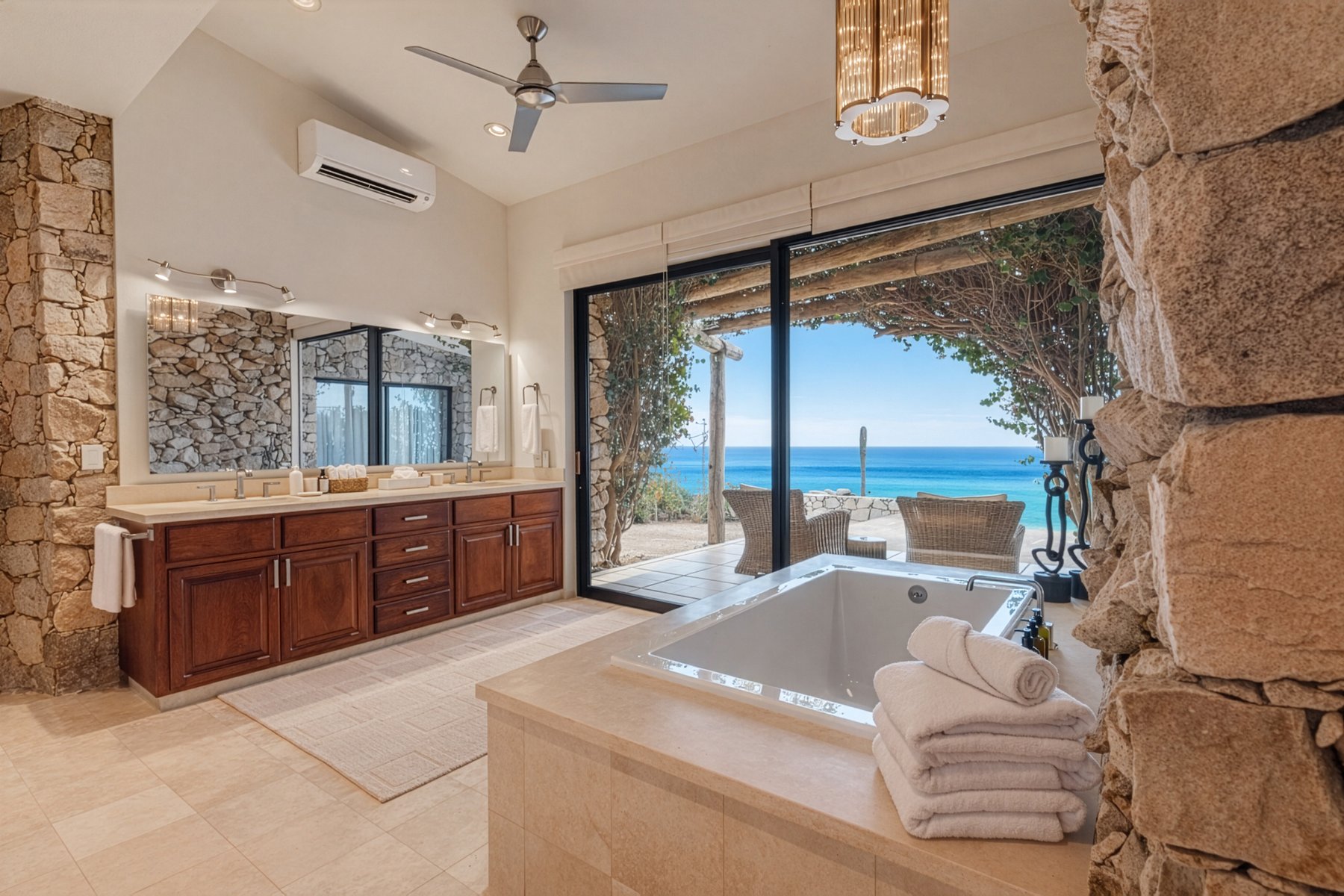 Casa Manana | Photo 8