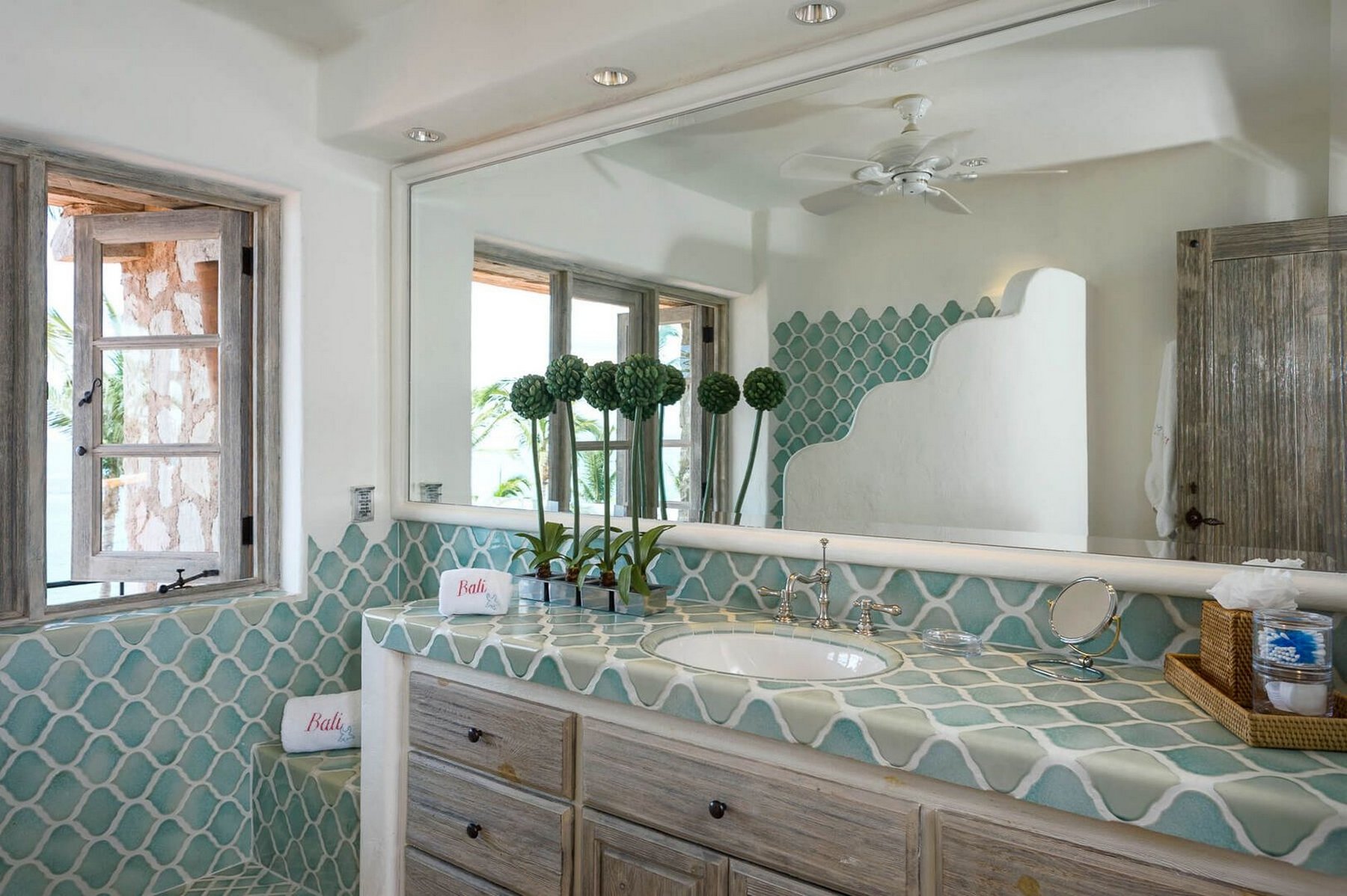 Koll Estate | Photo 14