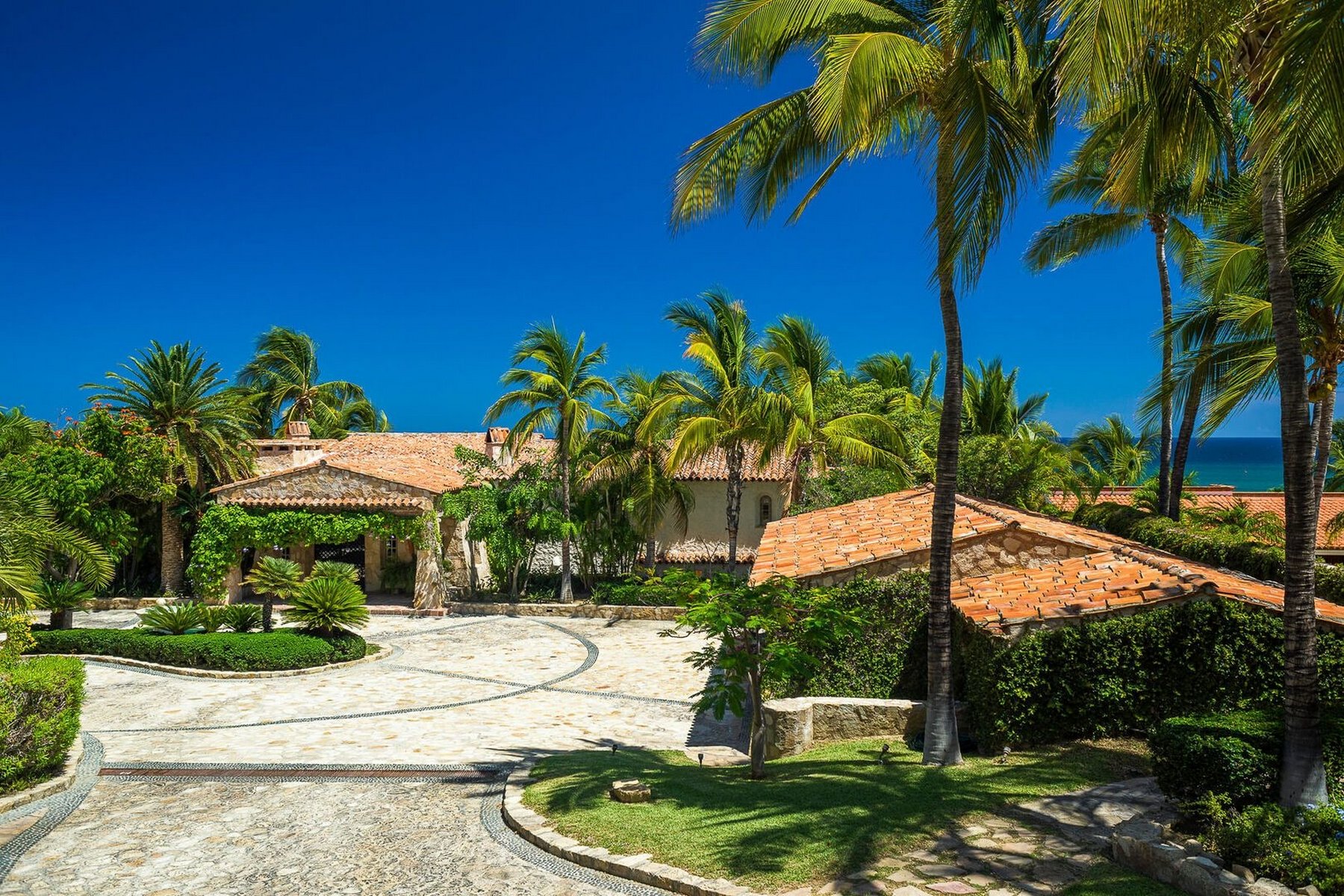 Koll Estate | Photo 18