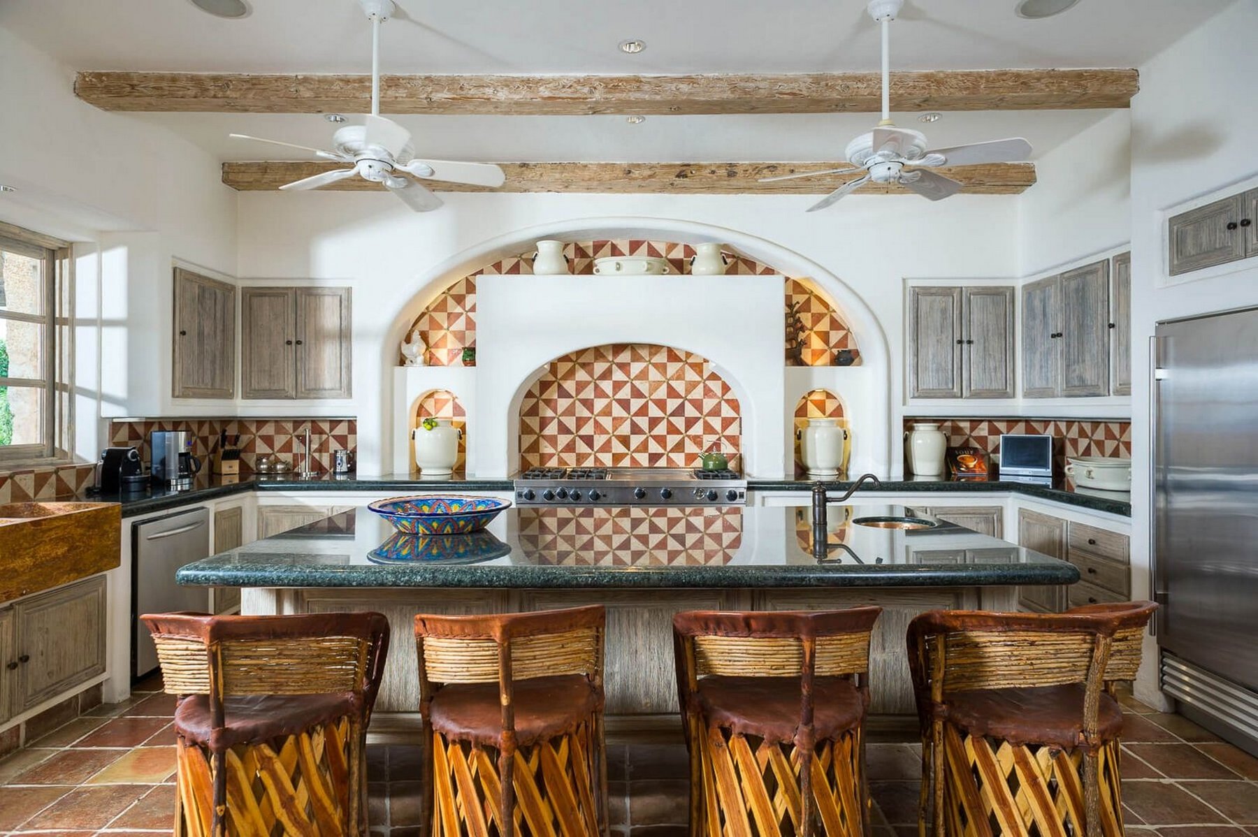 Koll Estate | Photo 5