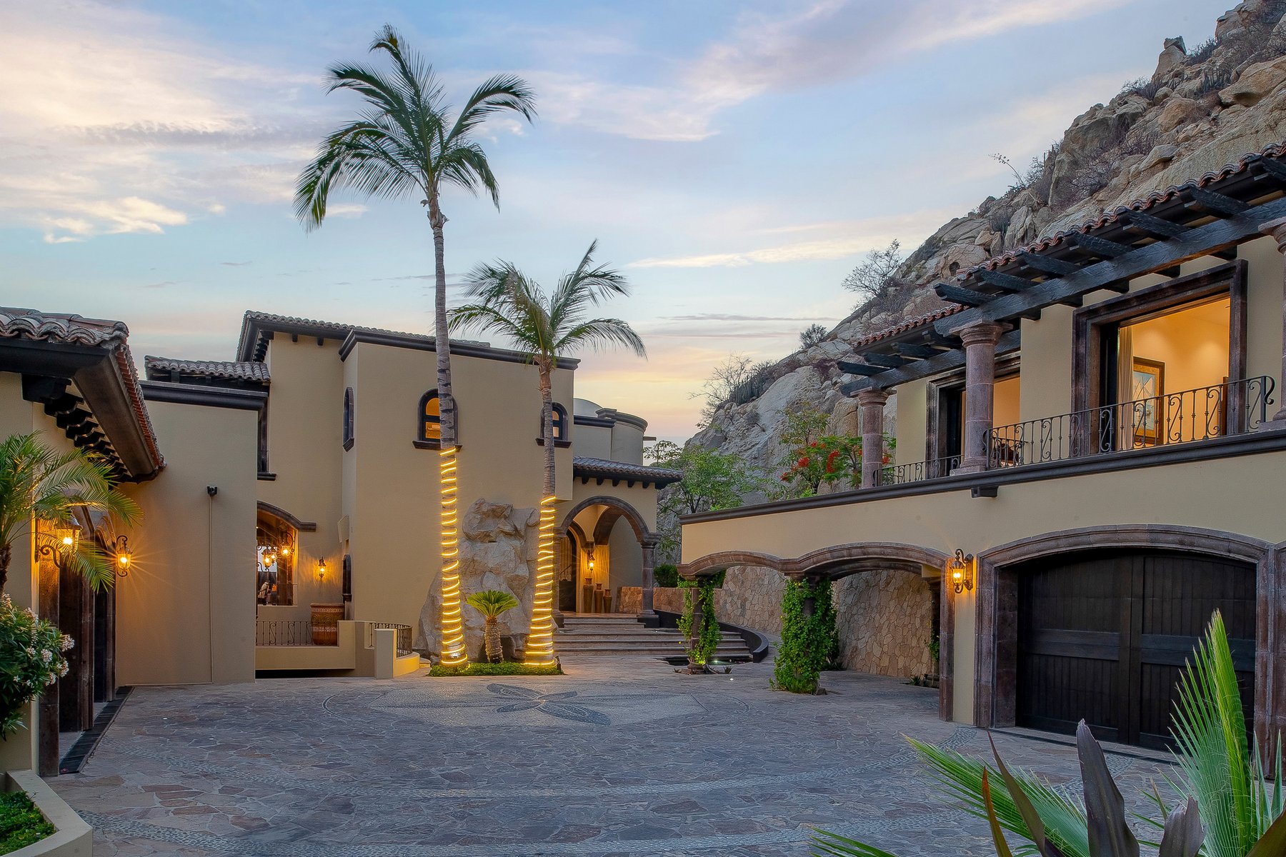 Villa de los Suenos | Photo 23