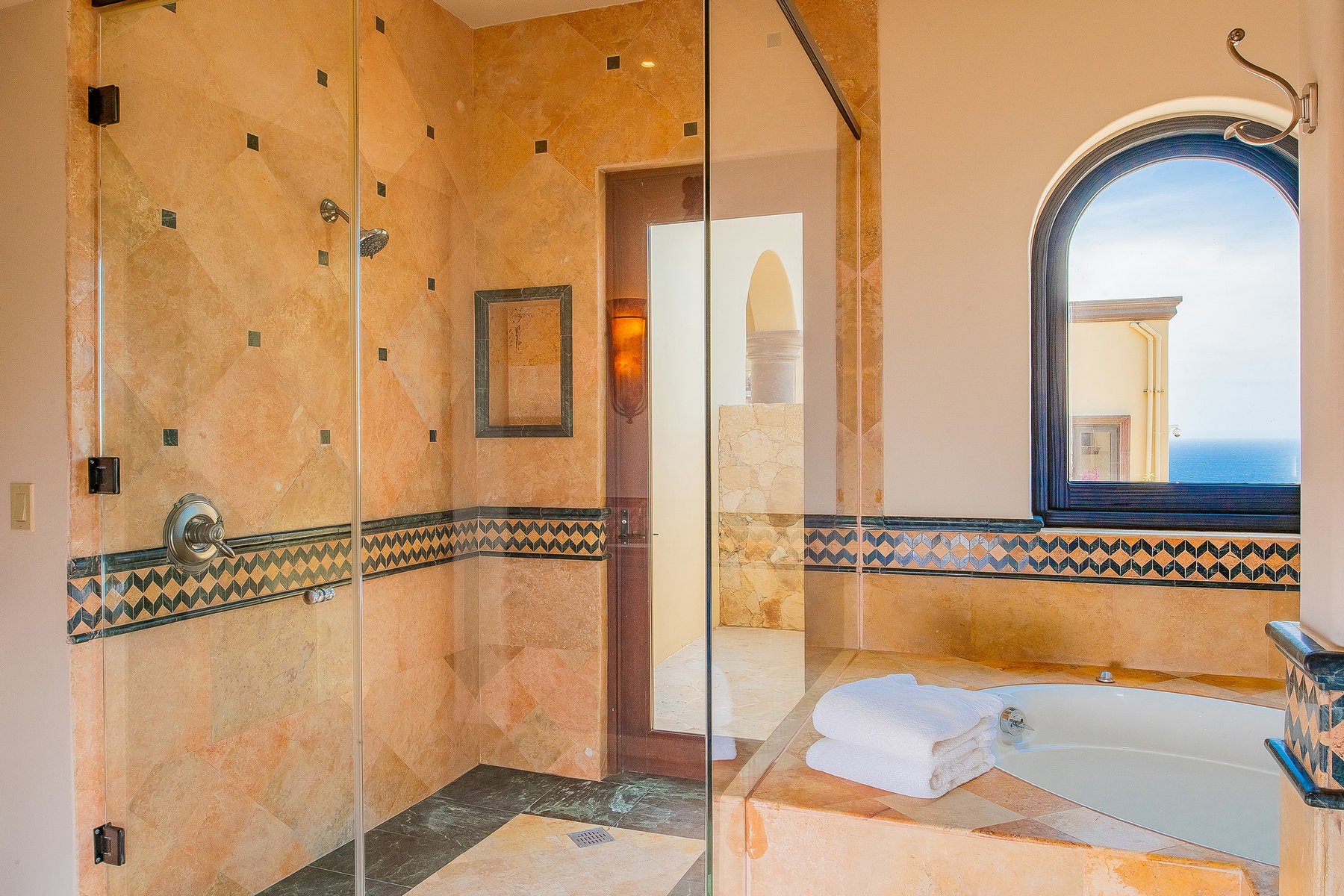 Villa de los Suenos | Photo 42