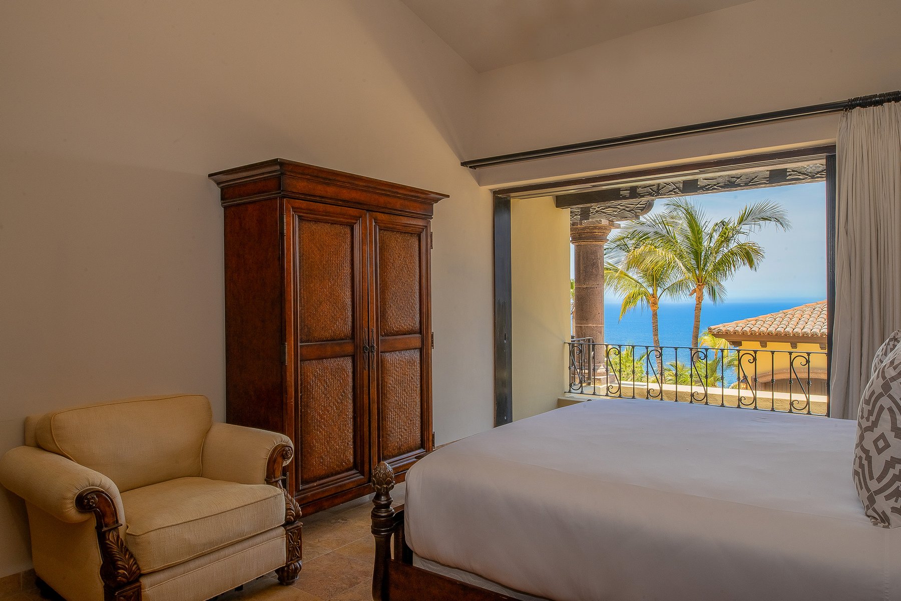 Villa de los Suenos | Photo 56